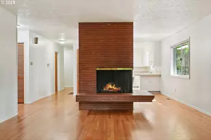 3270 SW Fairmount Blvd, Portland, OR 97239 - Photo 12