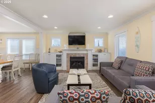 1930 NW Harbor Ave, Lincoln City, OR 97367 - Photo 10