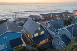 1930 NW Harbor Ave, Lincoln City, OR 97367 - Photo 4