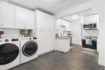 2907 E 24th St, Vancouver, WA 98661 - Photo 12