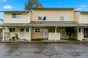 547 N Hayden Bay Dr, Portland, OR 97217 - Photo 2
