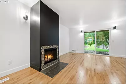 547 N Hayden Bay Dr, Portland, OR 97217 - Photo 10