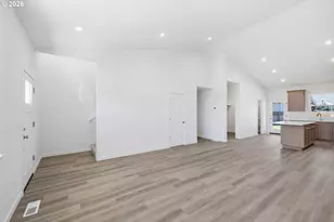 1251 Brown, Woodburn, OR 97071 - Photo 40