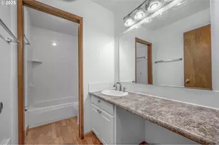 2802 Tree Top Ln, West Linn, OR 97068 - Photo 26