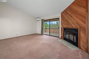 2802 Tree Top Ln, West Linn, OR 97068 - Photo 8