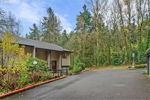 2802 Tree Top Ln, West Linn, OR 97068 - Photo 34