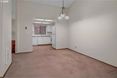 2802 Treetop Ln, West Linn, OR 97068 - Photo 14