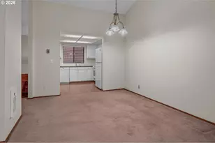 2802 Tree Top Ln, West Linn, OR 97068 - Photo 14