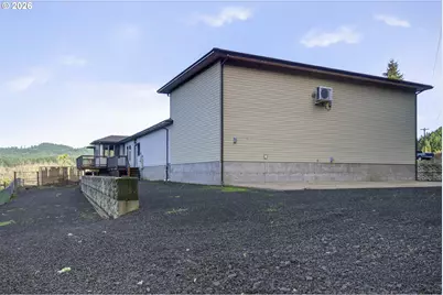 4055 Henderer Rd, Elkton, OR 97436 - Photo 30