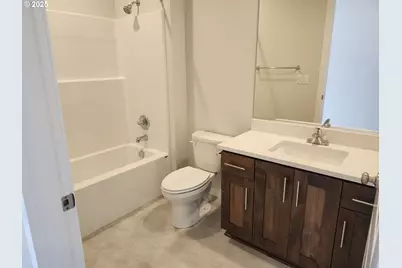 2950 Olympic St #20, Woodburn, OR 97071 - Photo 16