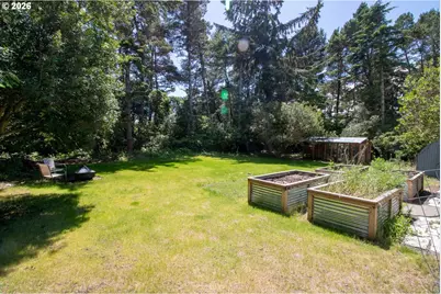 4842 Seapine Dr, Florence, OR 97439 - Photo 24