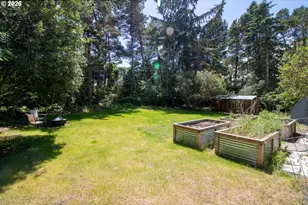 4842 Seapine Dr, Florence, OR 97439 - Photo 24