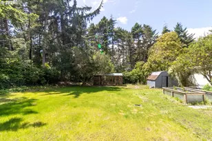 4842 Seapine Dr, Florence, OR 97439 - Photo 32