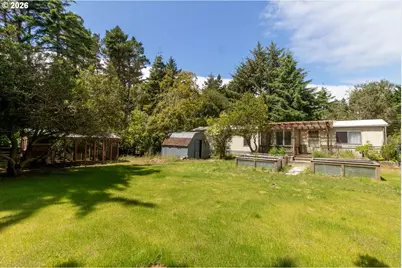 4842 Seapine Dr, Florence, OR 97439 - Photo 28