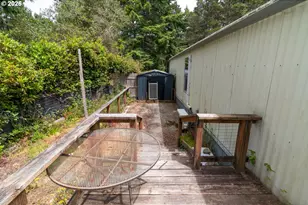4842 Seapine Dr, Florence, OR 97439 - Photo 22