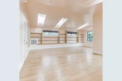314 S Hazel St, Brookings, OR 97415 - Photo 10