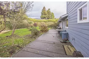 314 S Hazel St, Brookings, OR 97415 - Photo 14