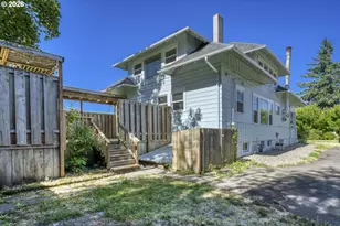 844 Corby St, Woodburn, OR 97071 - Photo 32