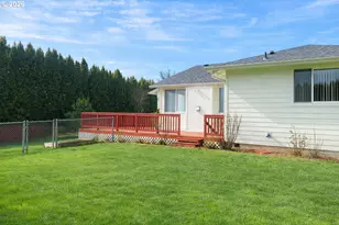 1241 E Southview Heights Dr, La Center, WA 98629 - Photo 24