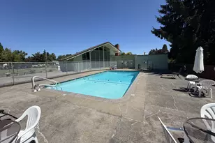 12560 SE Main St, Portland, OR 97233 - Photo 34