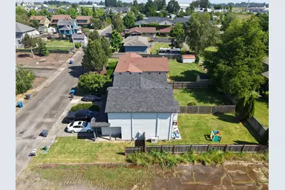 685 N Pershing St, Mount Angel, OR 97362 - Photo 4