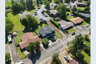 685 N Pershing St, Mount Angel, OR 97362 - Photo 8