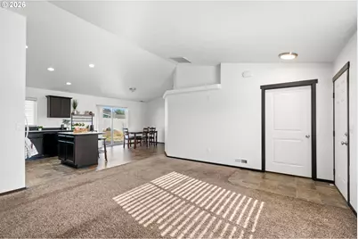 2734 Curlew St, Umatilla, OR 97882 - Photo 6