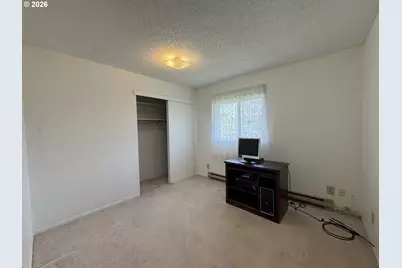 Bennett, Goldendale, WA 98620 - Photo 32