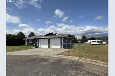 Bennett, Goldendale, WA 98620 - Photo 2