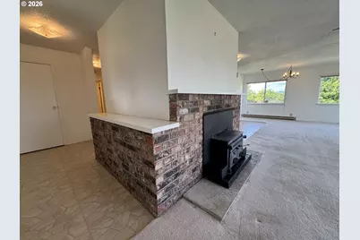 Bennett, Goldendale, WA 98620 - Photo 12