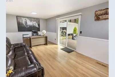 2810 SE Camwal Dr, Hillsboro, OR 97123 - Photo 20