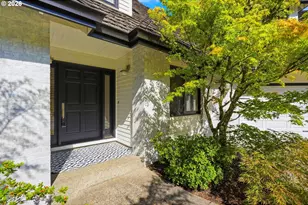 19158 Megan Pl, Lake Oswego, OR 97034 - Photo 2