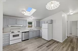 1002 Bowron Rd, Lakeside, OR 97449 - Photo 8