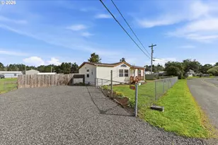 1002 Bowron Rd, Lakeside, OR 97449 - Photo 2