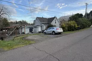 1895 Buck St, West Linn, OR 97068 - Photo 22