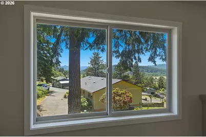 1991 Hazel St, Myrtle Point, OR 97458 - Photo 34