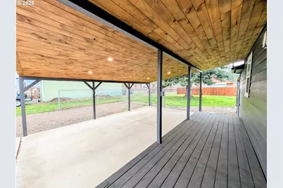 2906 N Oak St, La Grande, OR 97850 - Photo 4