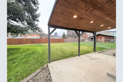 2906 N Oak St, La Grande, OR 97850 - Photo 32