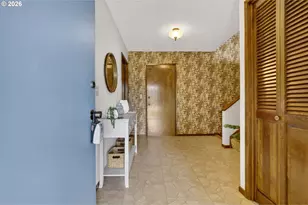 18200 NW Corinthian St, Portland, OR 97229 - Photo 4