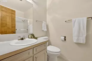 18200 NW Corinthian St, Portland, OR 97229 - Photo 24