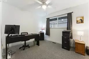 11760 SW King George Dr, Portland, OR 97224 - Photo 14