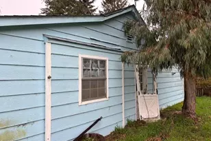 94213 Kerber Dr, Langlois, OR 97450 - Photo 16