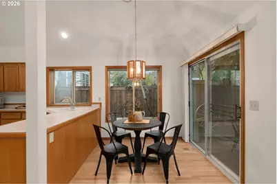 575 SW 166th Ave, Beaverton, OR 97006 - Photo 8