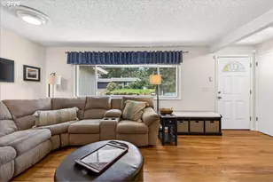 19650 SW Jaylee St, Beaverton, OR 97078 - Photo 16