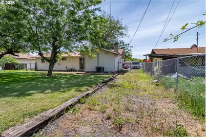1976 Burdette Dr, Roseburg, OR 97471 - Photo 44