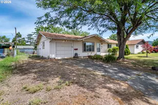 1976 Burdette Dr, Roseburg, OR 97471 - Photo 4