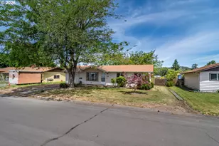 1976 Burdette Dr, Roseburg, OR 97471 - Photo 8