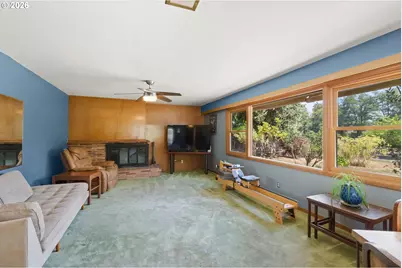 1175 Lake Park Dr, Eugene, OR 97404 - Photo 6