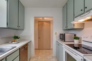 17822 NW Lakeway Ct, Beaverton, OR 97006 - Photo 22