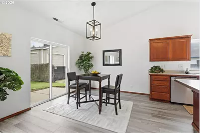 2989 Dahlia Ln, Eugene, OR 97404 - Photo 12